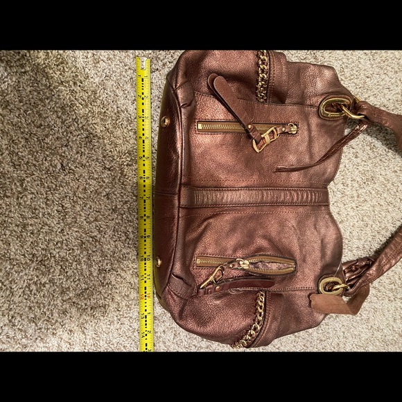 B Makowsky copper metallic bag - Picture 14 of 16